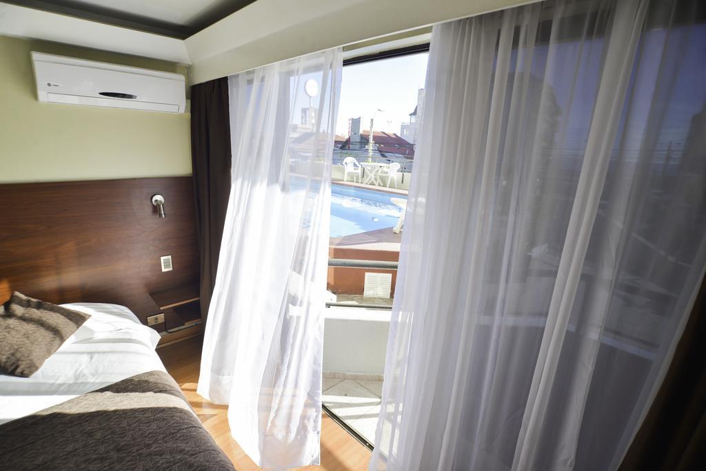 Pieros Hotel วิญาเดลมาร์ ภายนอก รูปภาพ